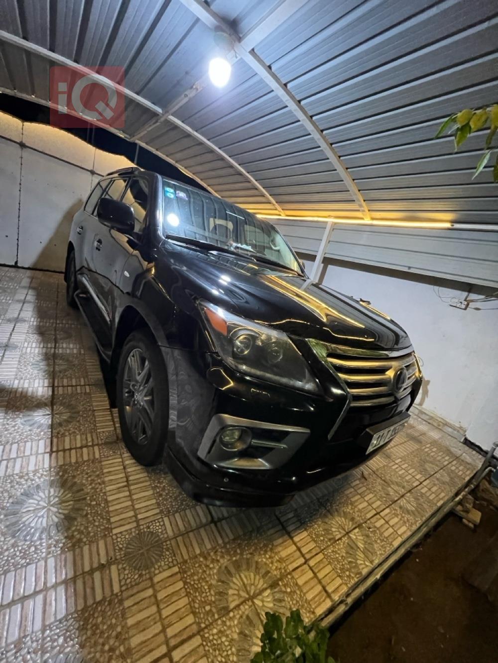 Lexus LX